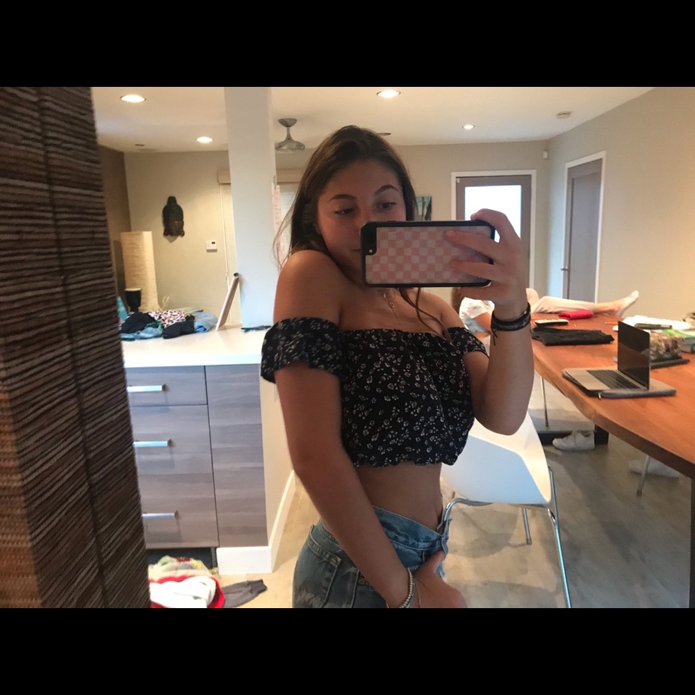 Brandy melville top